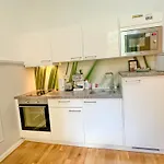Elegant Near Main Station & Wenceslas Sq Διαμέρισμα *