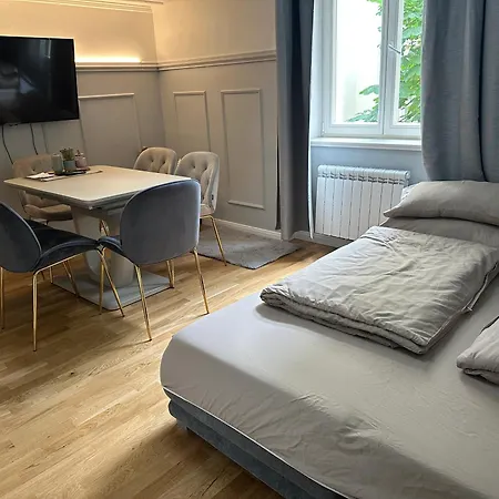 Elegant Near Main Station & Wenceslas Sq