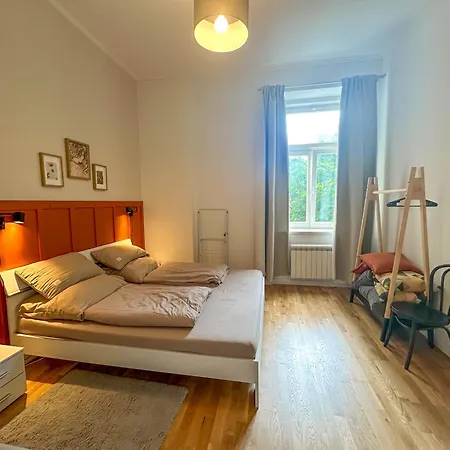 Elegant Near Main Station & Wenceslas Sq Prague