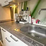 Elegant Near Main Station & Wenceslas Sq Daire