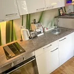 Daire Elegant Near Main Station & Wenceslas Sq Prag