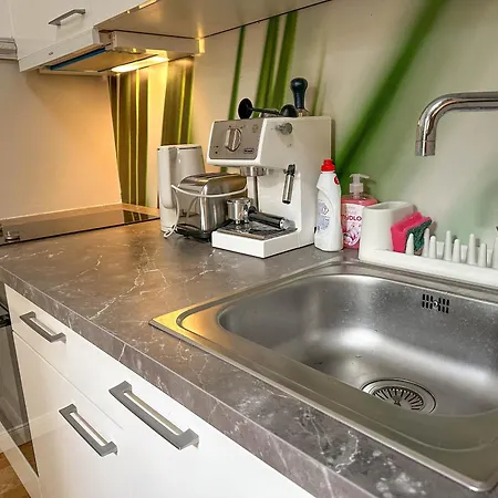 Elegant Near Main Station & Wenceslas Sq Appartement